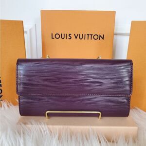 Louis Vuitton Epi Sarah Wallet